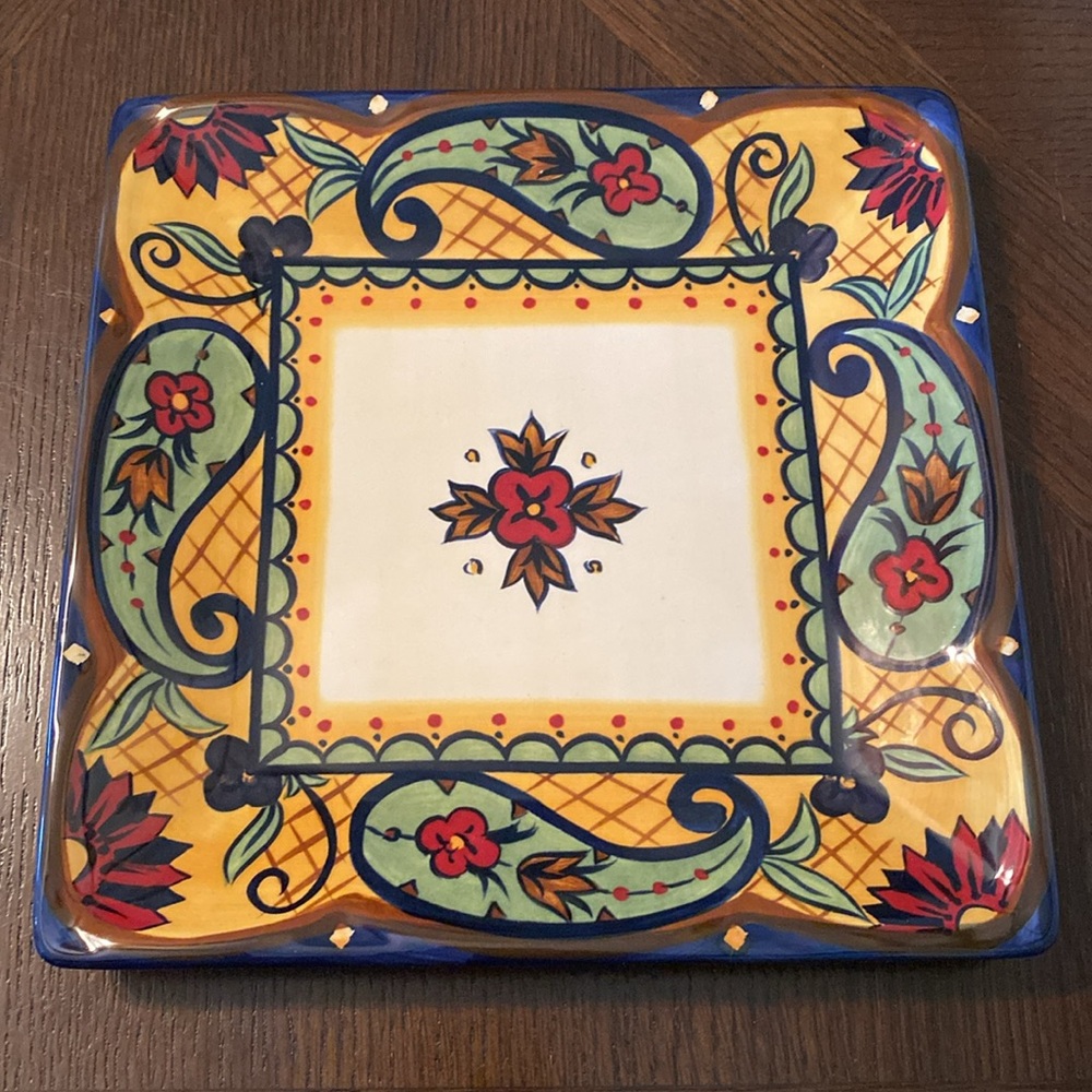 Corsica Crown Jewel Plates